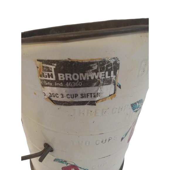 Bromwells Flour Sifter Measuring 3 Cup Metal Apple Design Black Handle Farmhouse - Picture 2 of 6